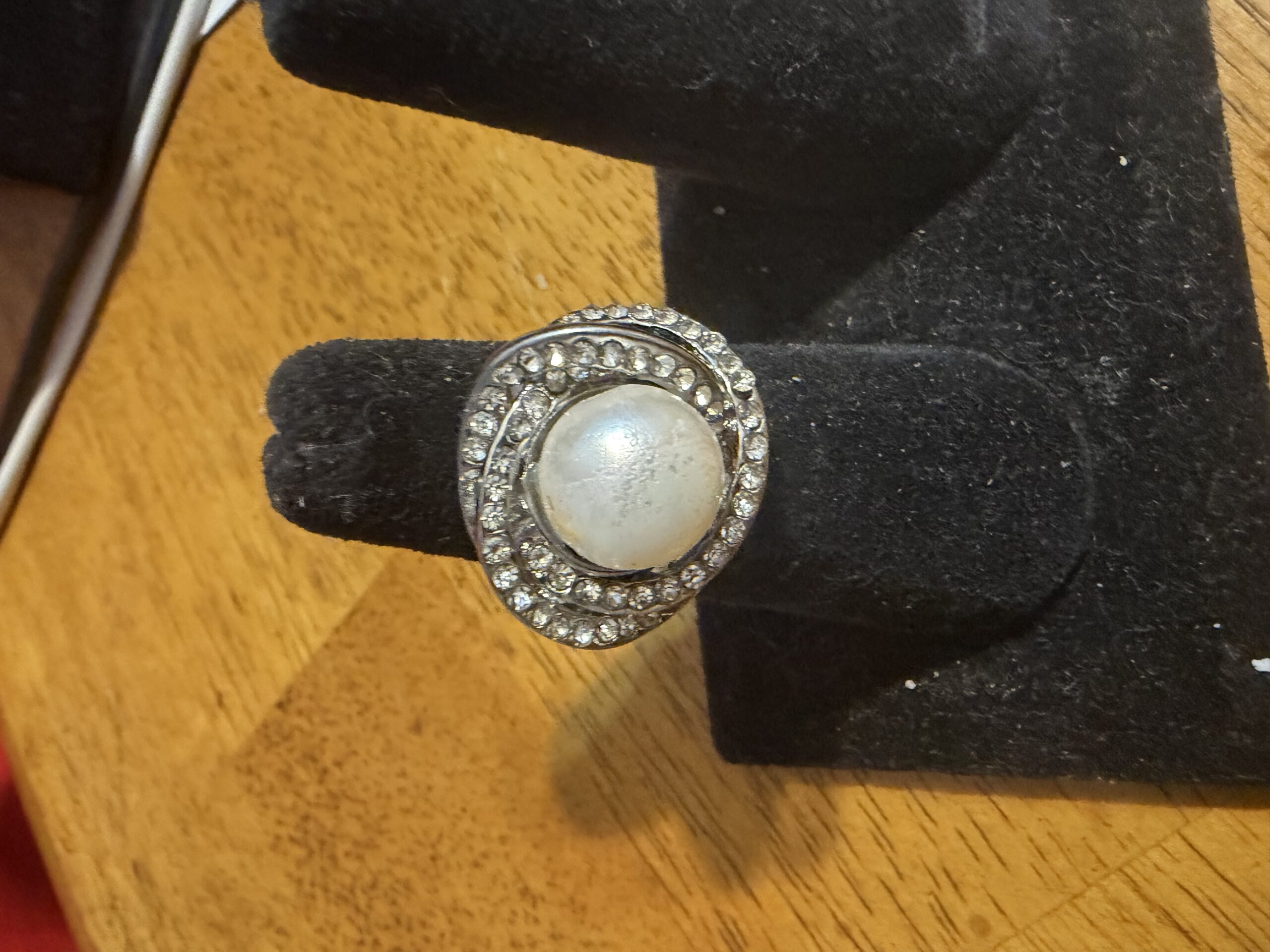 Vintage faux pearl and rhinestone cocktail ring
